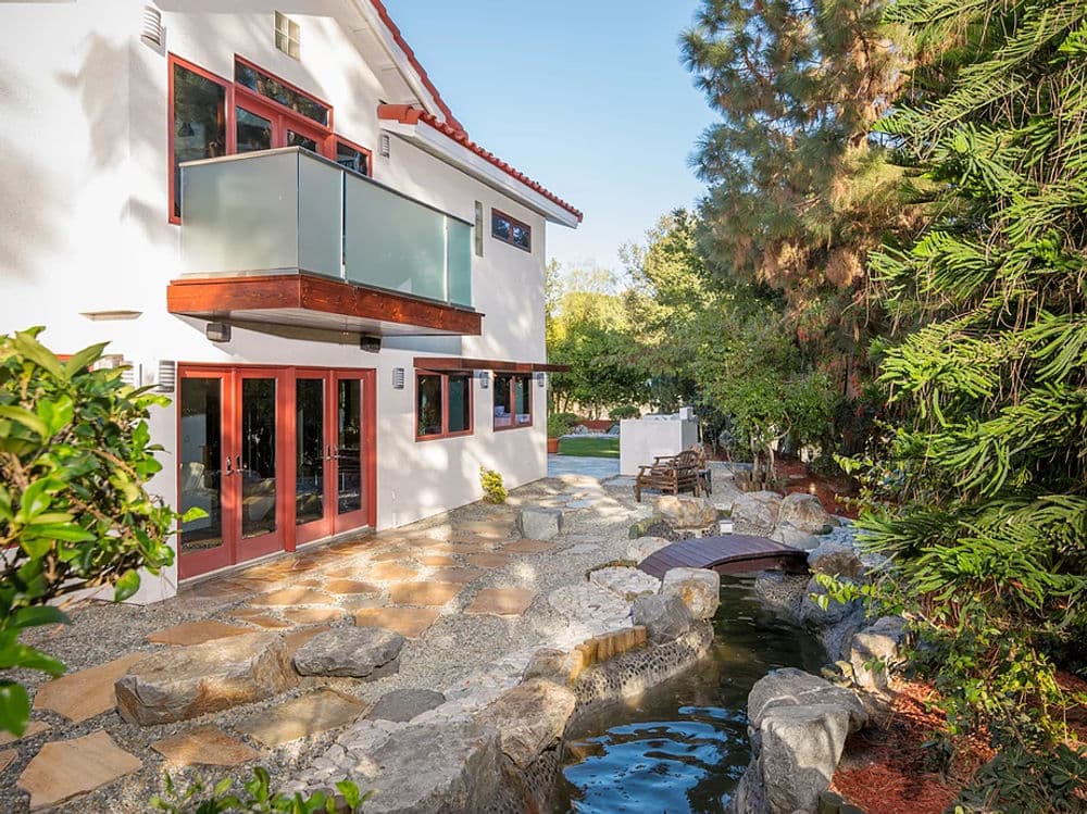 Gallery photos for Comprehensive Home and Landscape Renovation Projects: Image #10