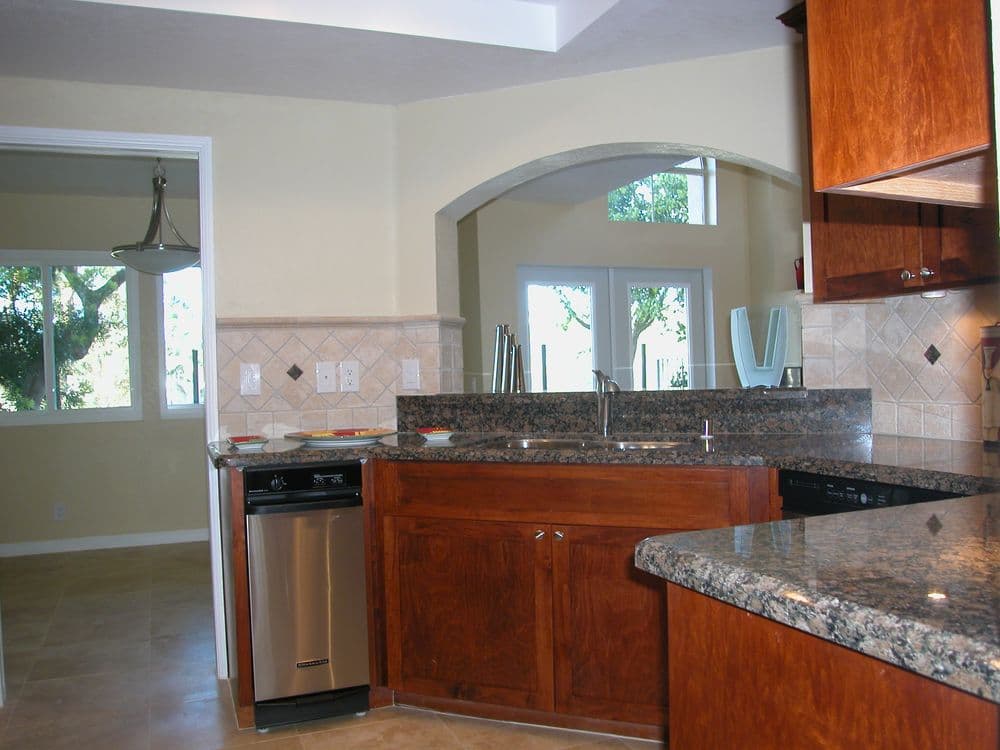 Gallery photos for Kitchen Renovation and Redesign: Image #7
